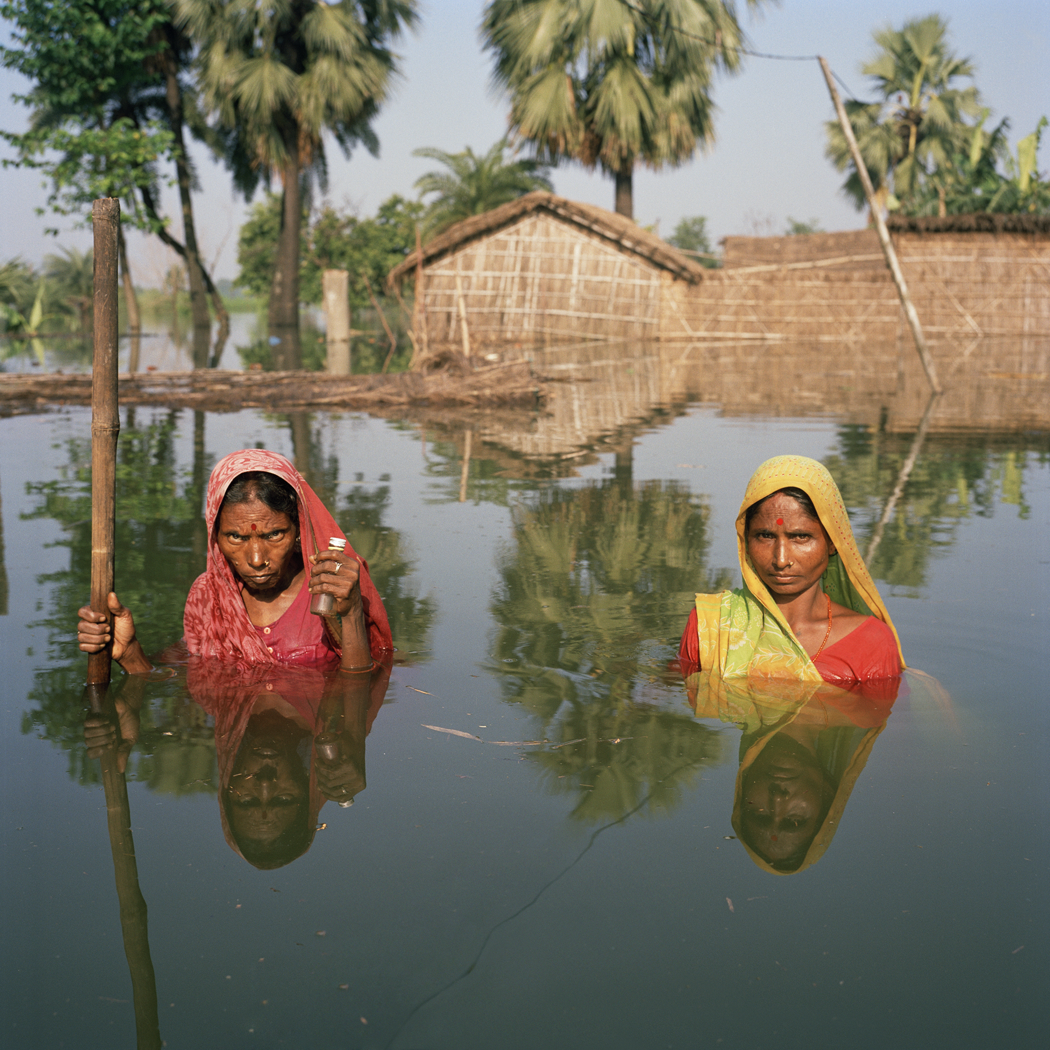 Gideon Mendel, Chinta and Samundri Davi, 2007